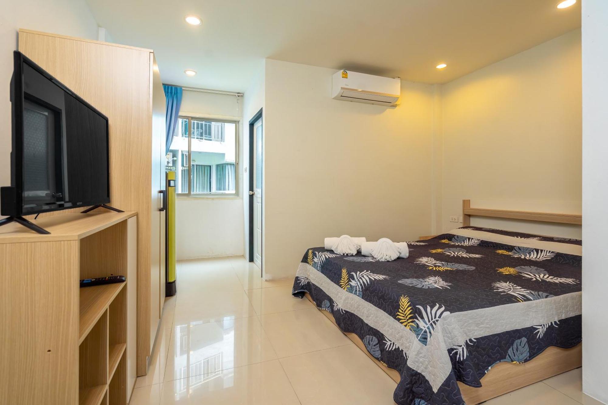 Nice To Meat You Rooms Patong 외부 사진